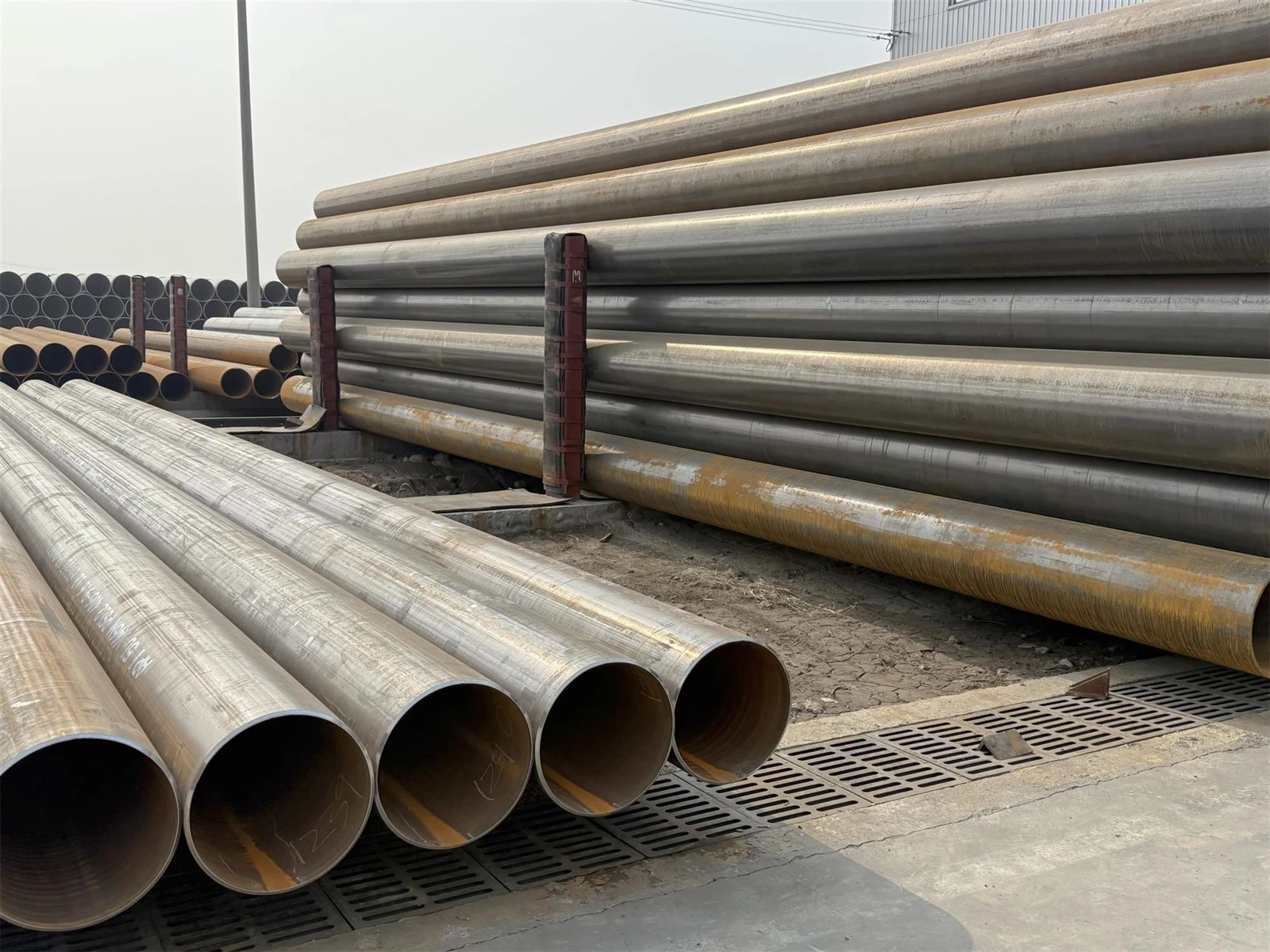 ERW Pipes ERW Pipes
