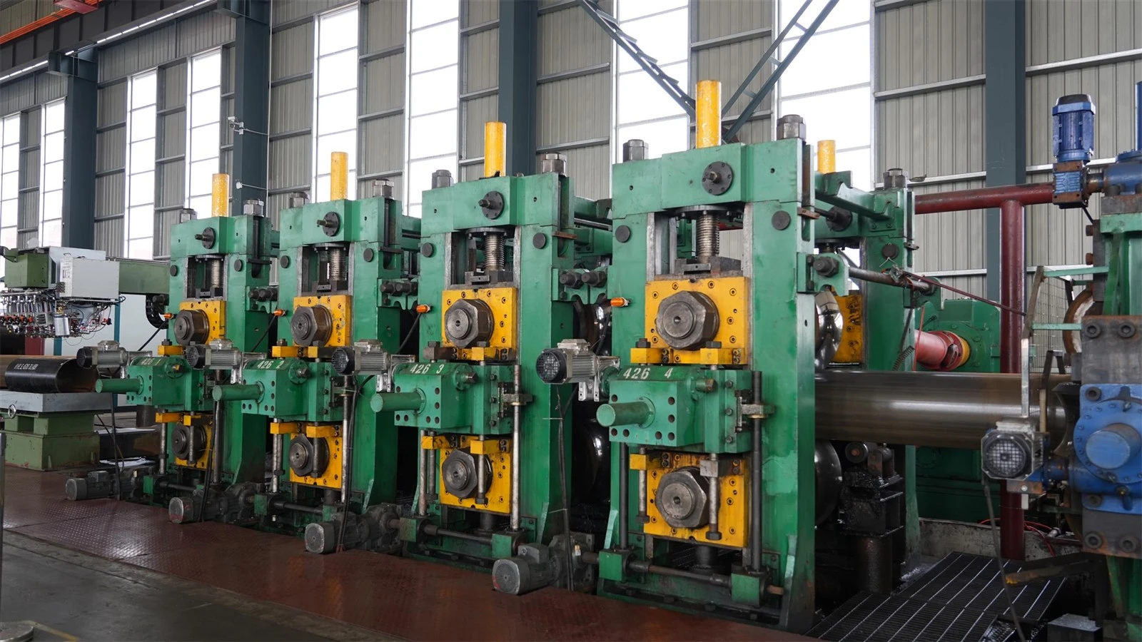 High-Frequency Steel Pipe Welding High-Frequency Steel Pipe Welding